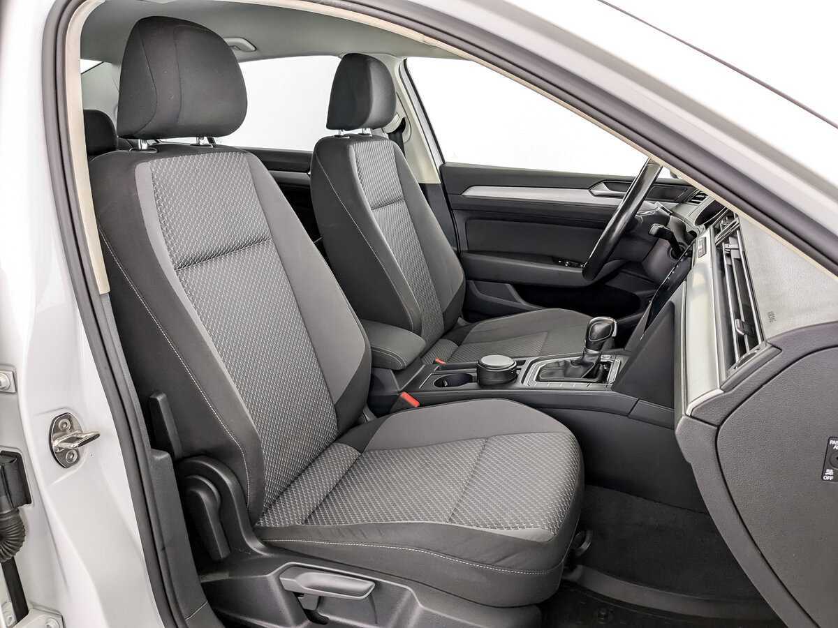 Volkswagen Passat с пробегом — 2016 год. Фото: #20