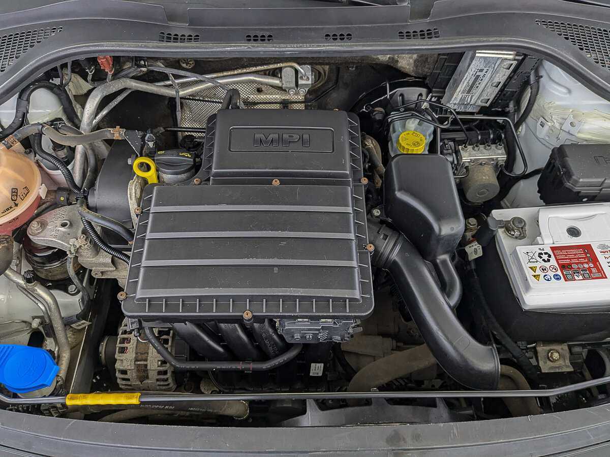 Skoda Rapid с пробегом — 2017 год. Фото: #8