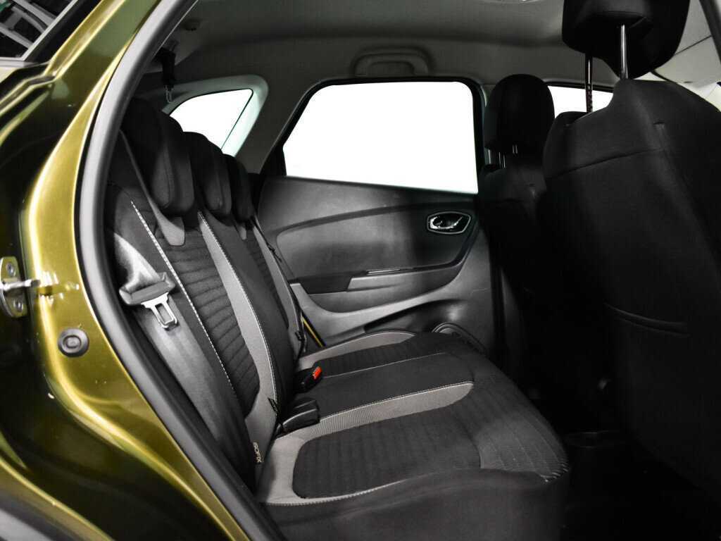 Renault Kaptur с пробегом — 2016 год. Фото: #9