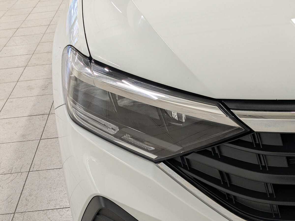 Volkswagen Polo с пробегом — 2020 год. Фото: #10