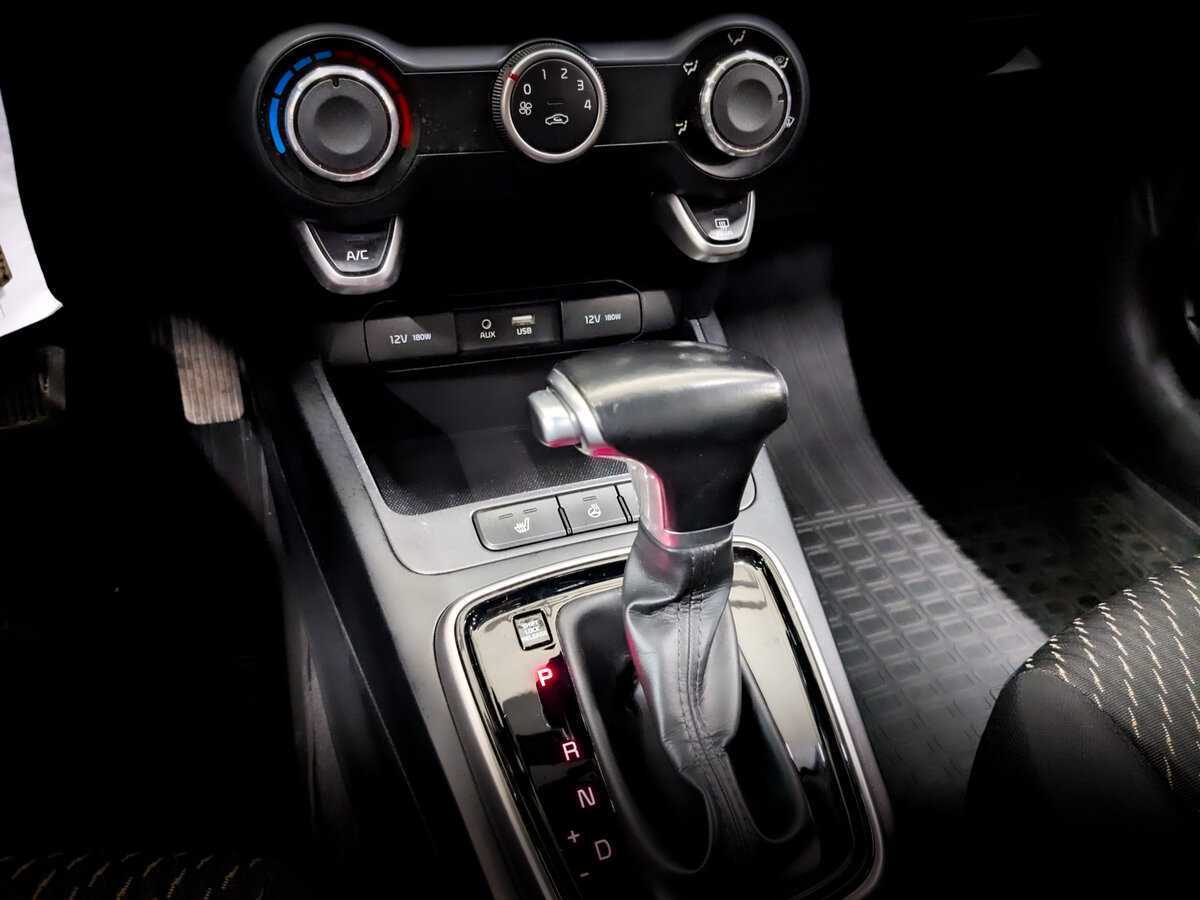 Kia Rio с пробегом — 2017 год. Фото: #21