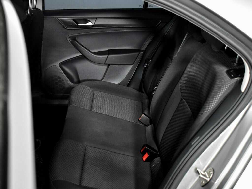 Volkswagen Polo с пробегом — 2021 год. Фото: #11