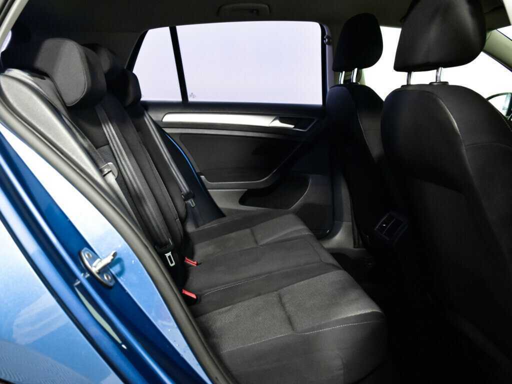 Volkswagen Golf с пробегом — 2014 год. Фото: #11