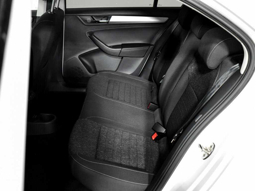 Skoda Rapid с пробегом — 2020 год. Фото: #10