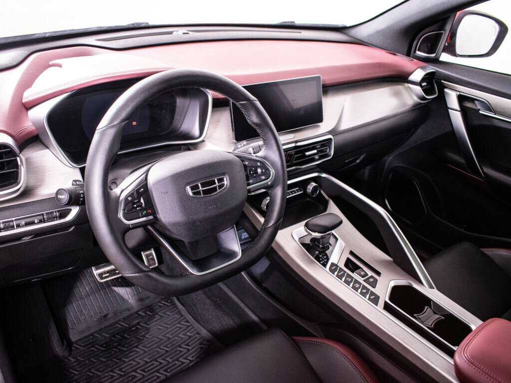 Geely Coolray с пробегом — 2022 год. Фото: #14