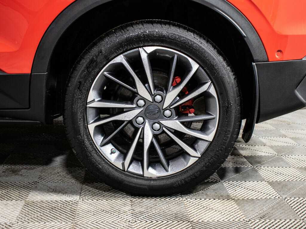 Geely Coolray с пробегом — 2022 год. Фото: #18