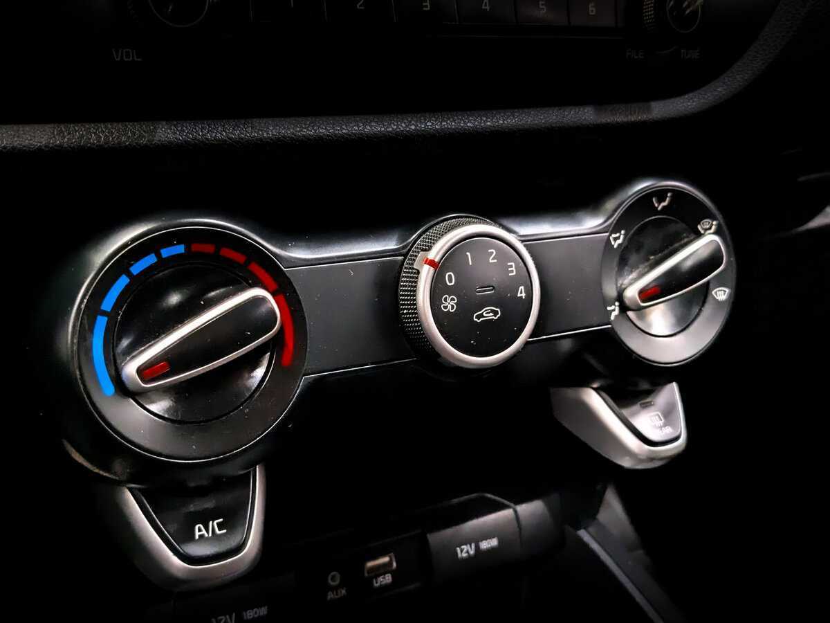 Kia Rio с пробегом — 2020 год. Фото: #24