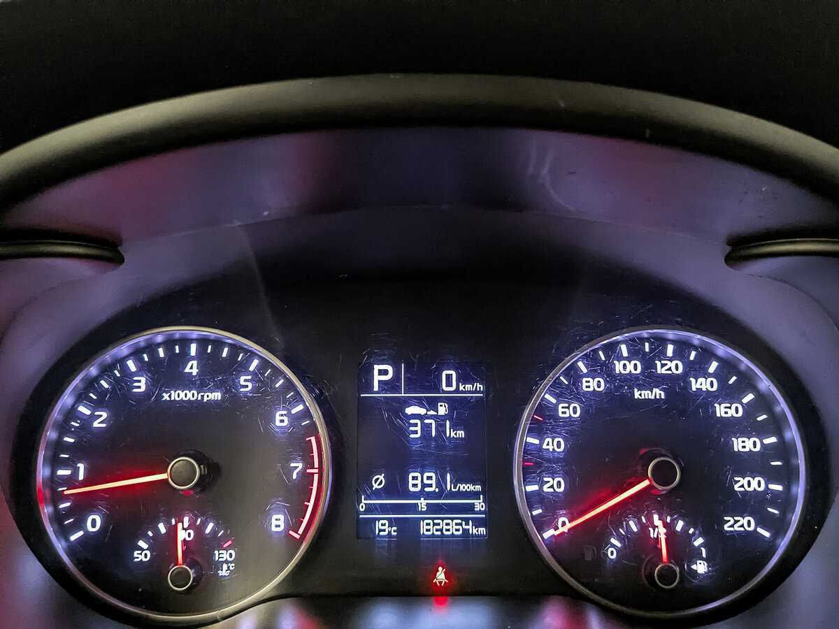 Kia Rio с пробегом — 2020 год. Фото: #13