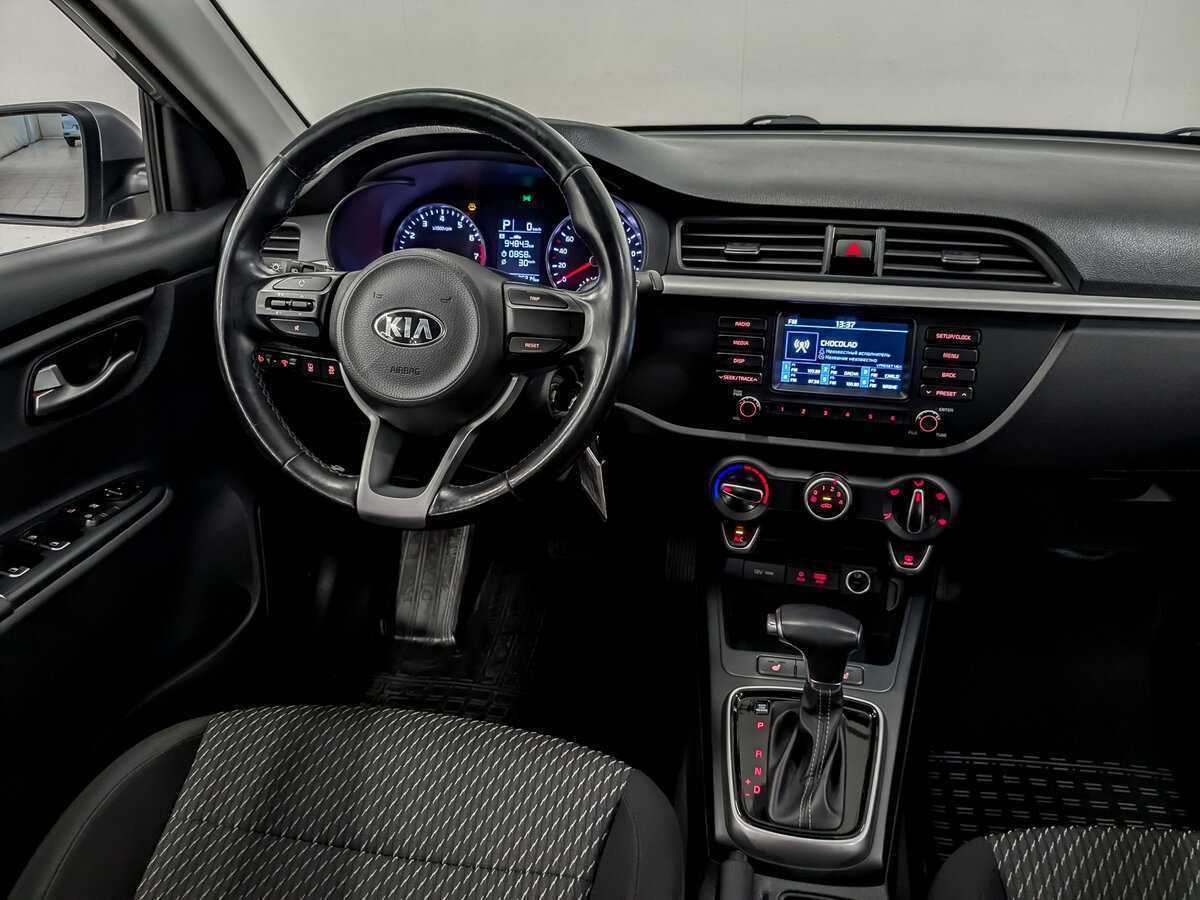 Kia Rio с пробегом — 2018 год. Фото: #23