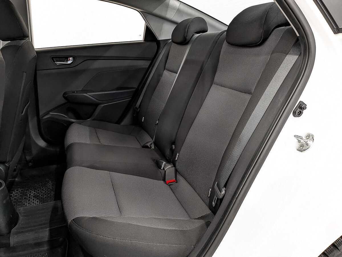 Hyundai Solaris с пробегом — 2021 год. Фото: #15