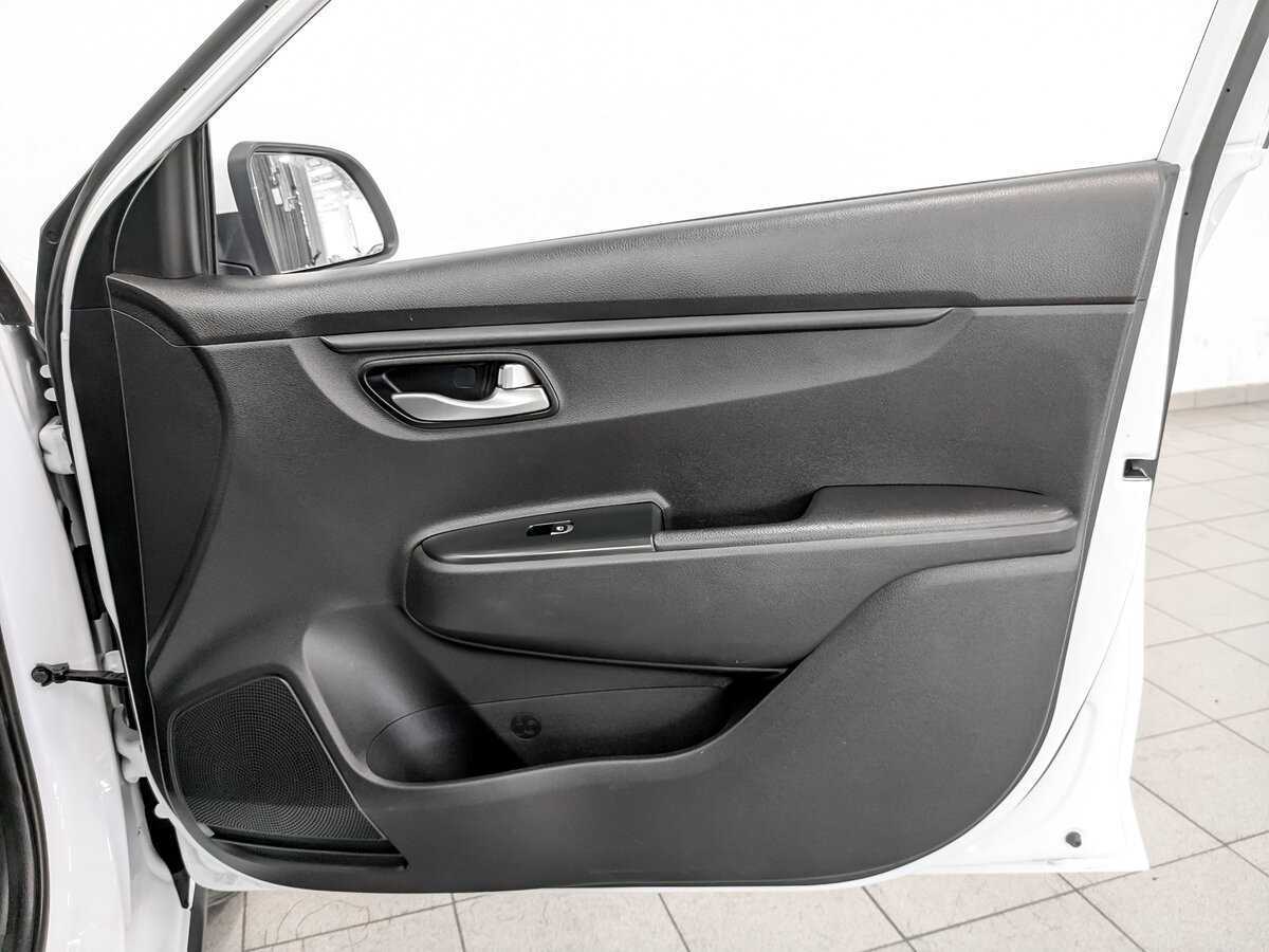 Kia Rio с пробегом — 2020 год. Фото: #21