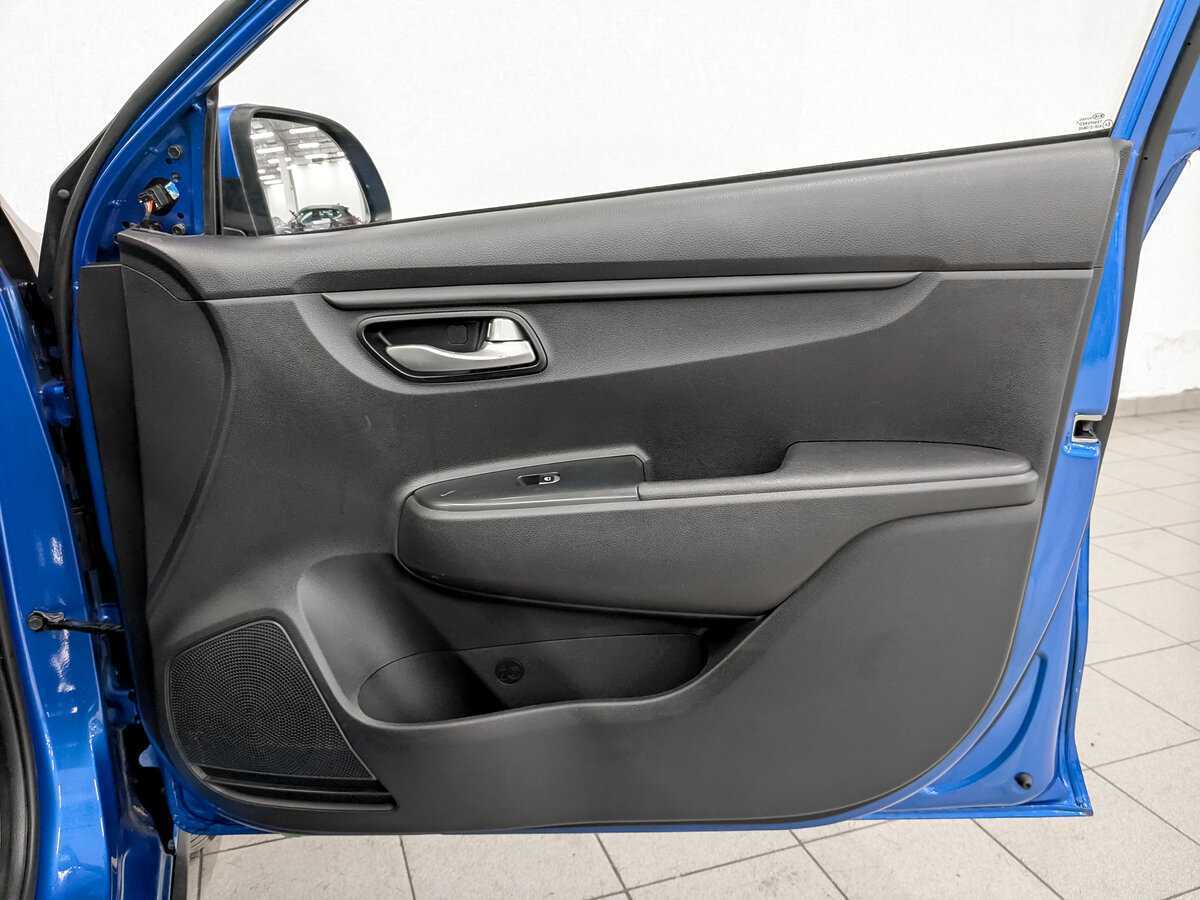 Kia Rio с пробегом — 2020 год. Фото: #20