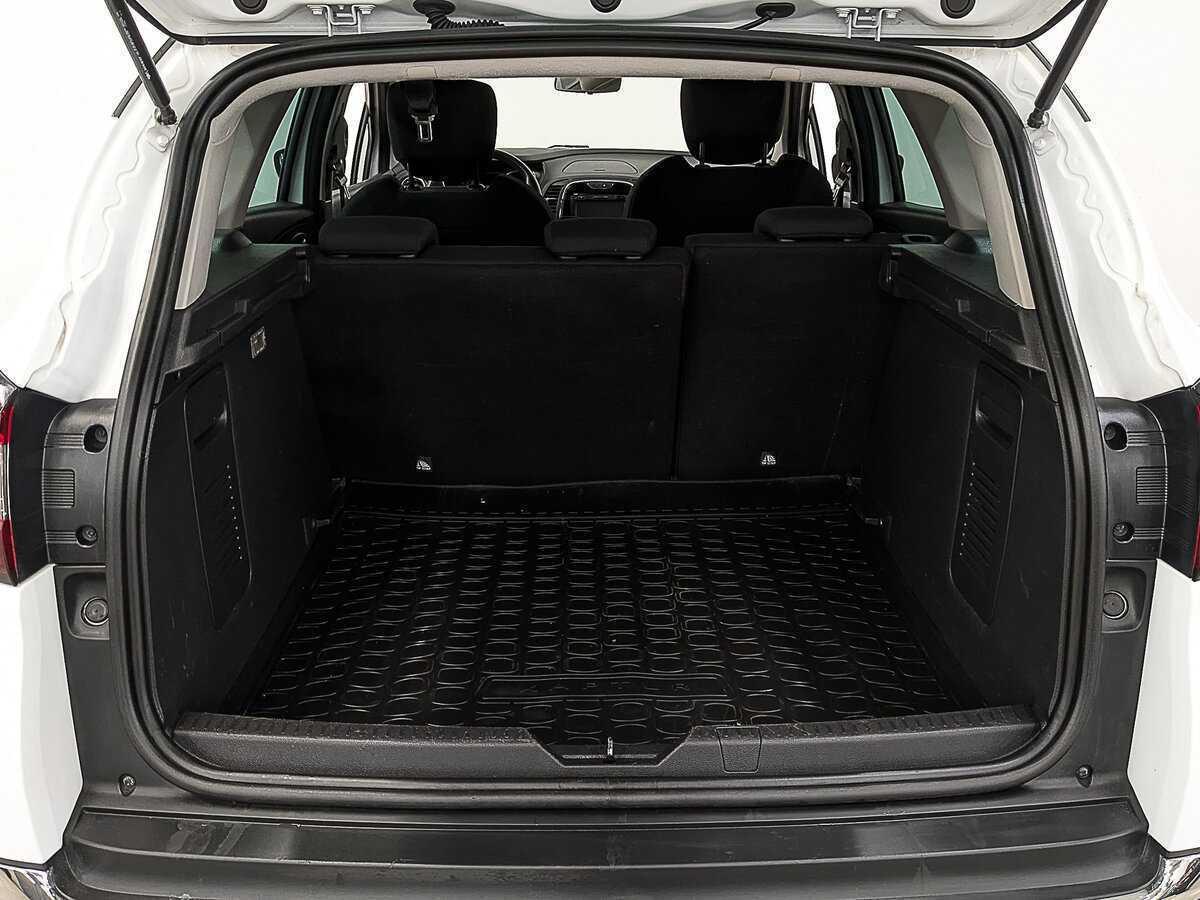 Renault Kaptur с пробегом — 2017 год. Фото: #9