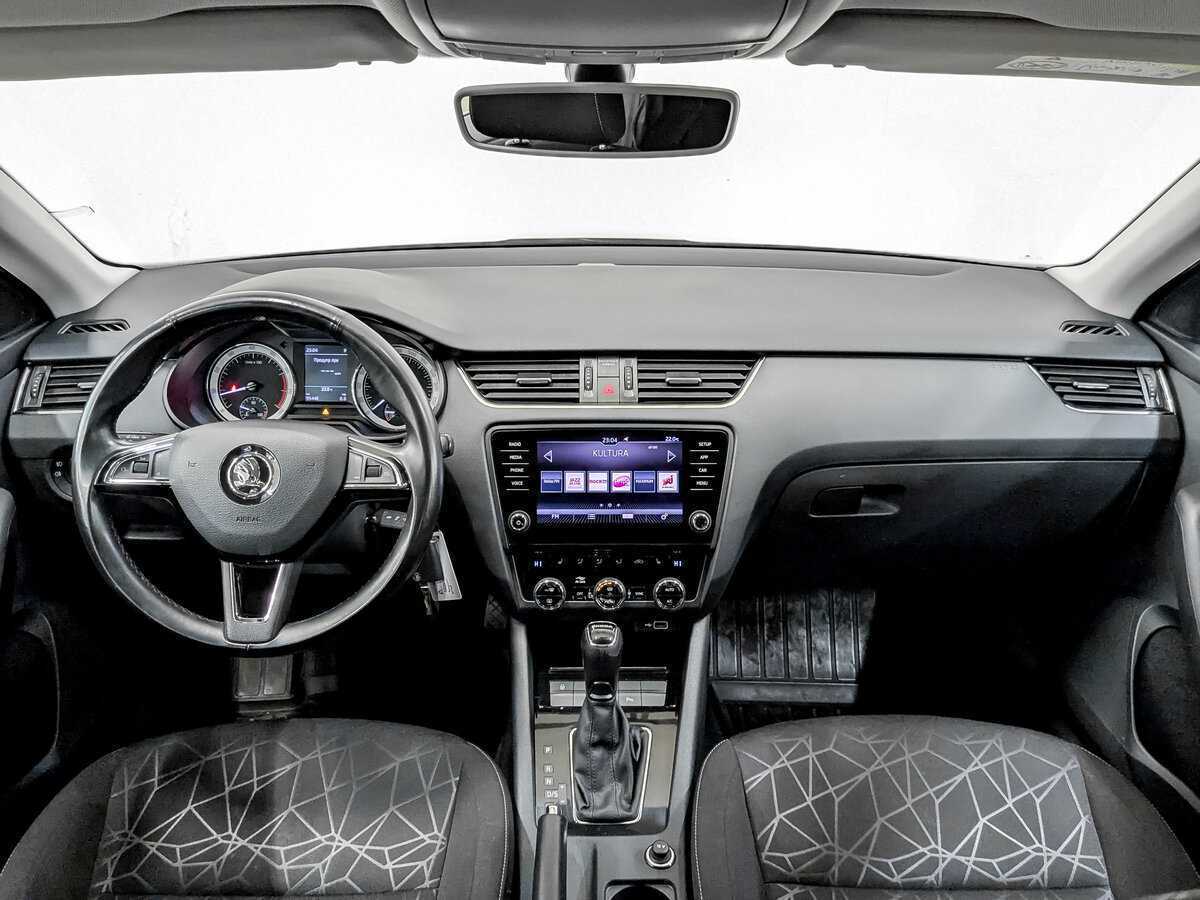 Skoda Octavia с пробегом — 2020 год. Фото: #13