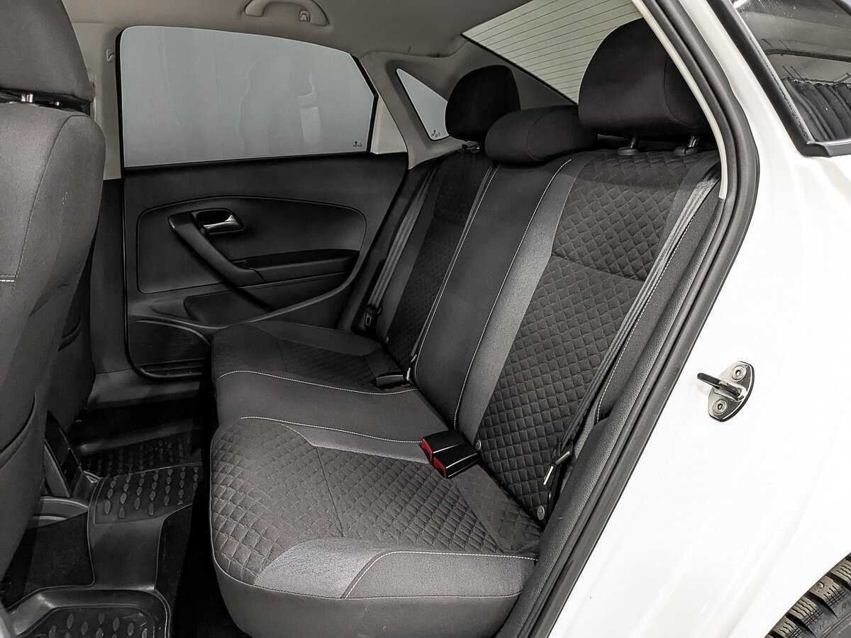 Volkswagen Polo с пробегом — 2018 год. Фото: #17