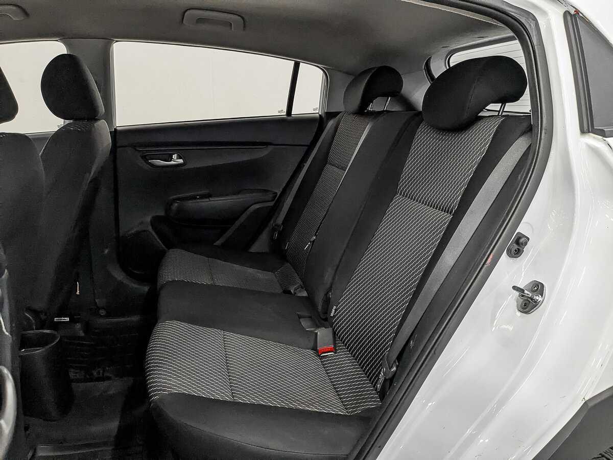 Kia Rio с пробегом — 2020 год. Фото: #16