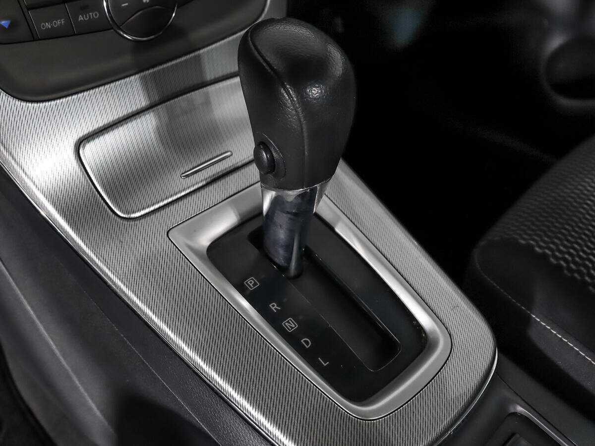 Nissan Sentra с пробегом — 2015 год. Фото: #9