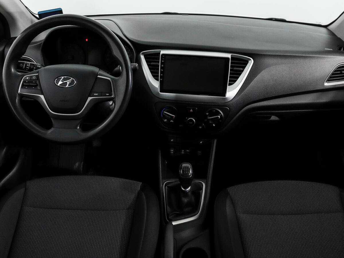 Hyundai Solaris с пробегом — 2018 год. Фото: #10