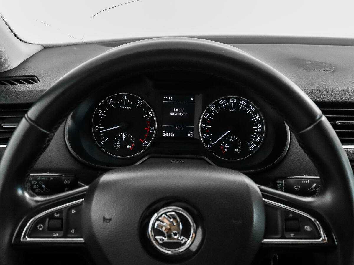 Skoda Octavia с пробегом — 2014 год. Фото: #15