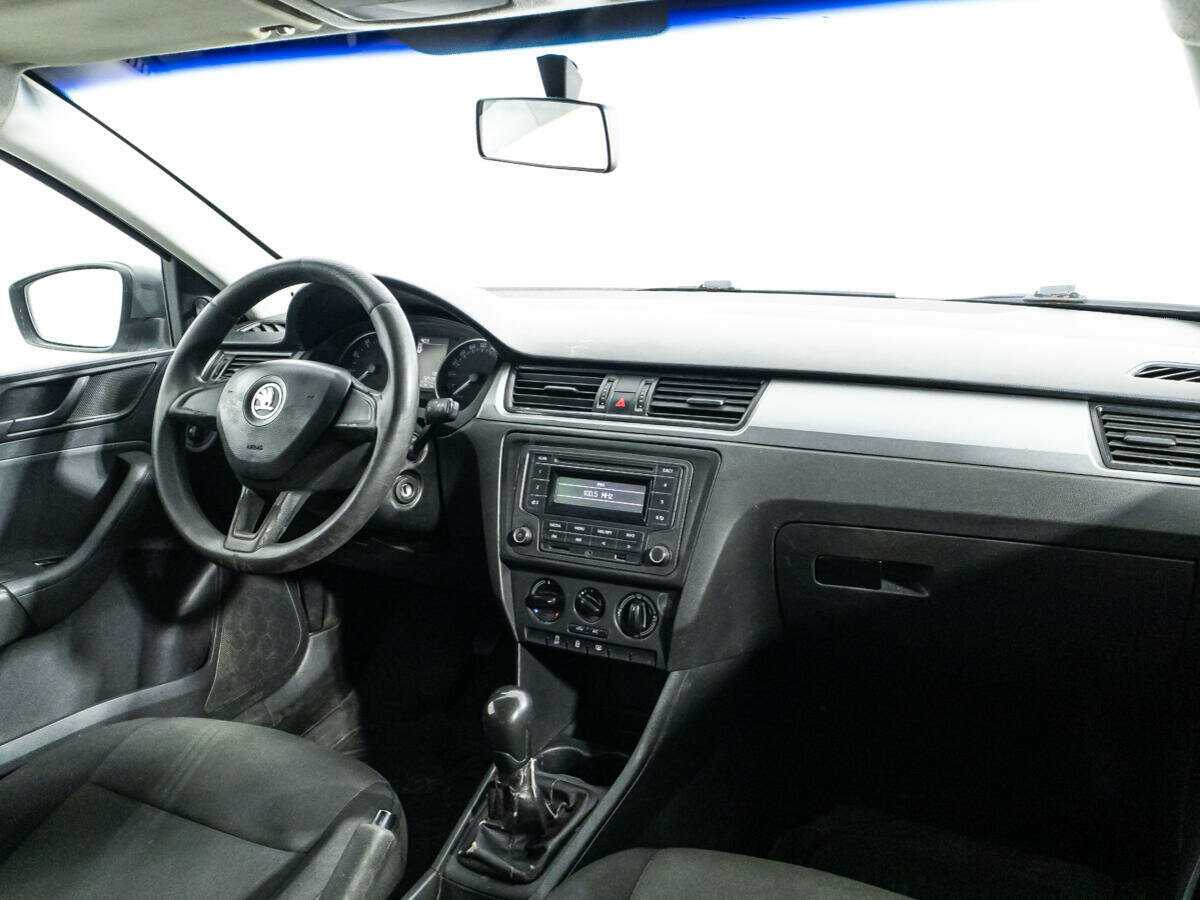 Skoda Rapid с пробегом — 2016 год. Фото: #4