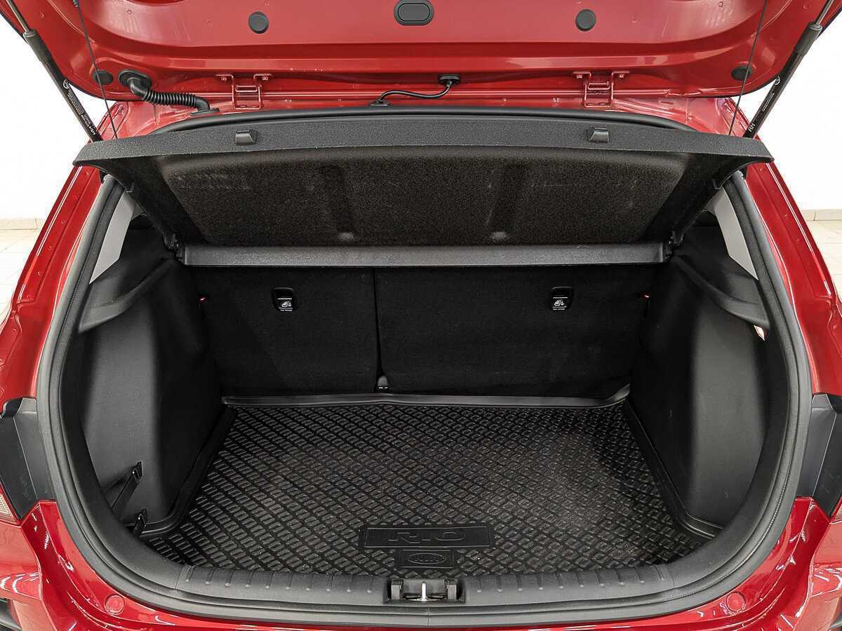 Kia Rio с пробегом — 2021 год. Фото: #9