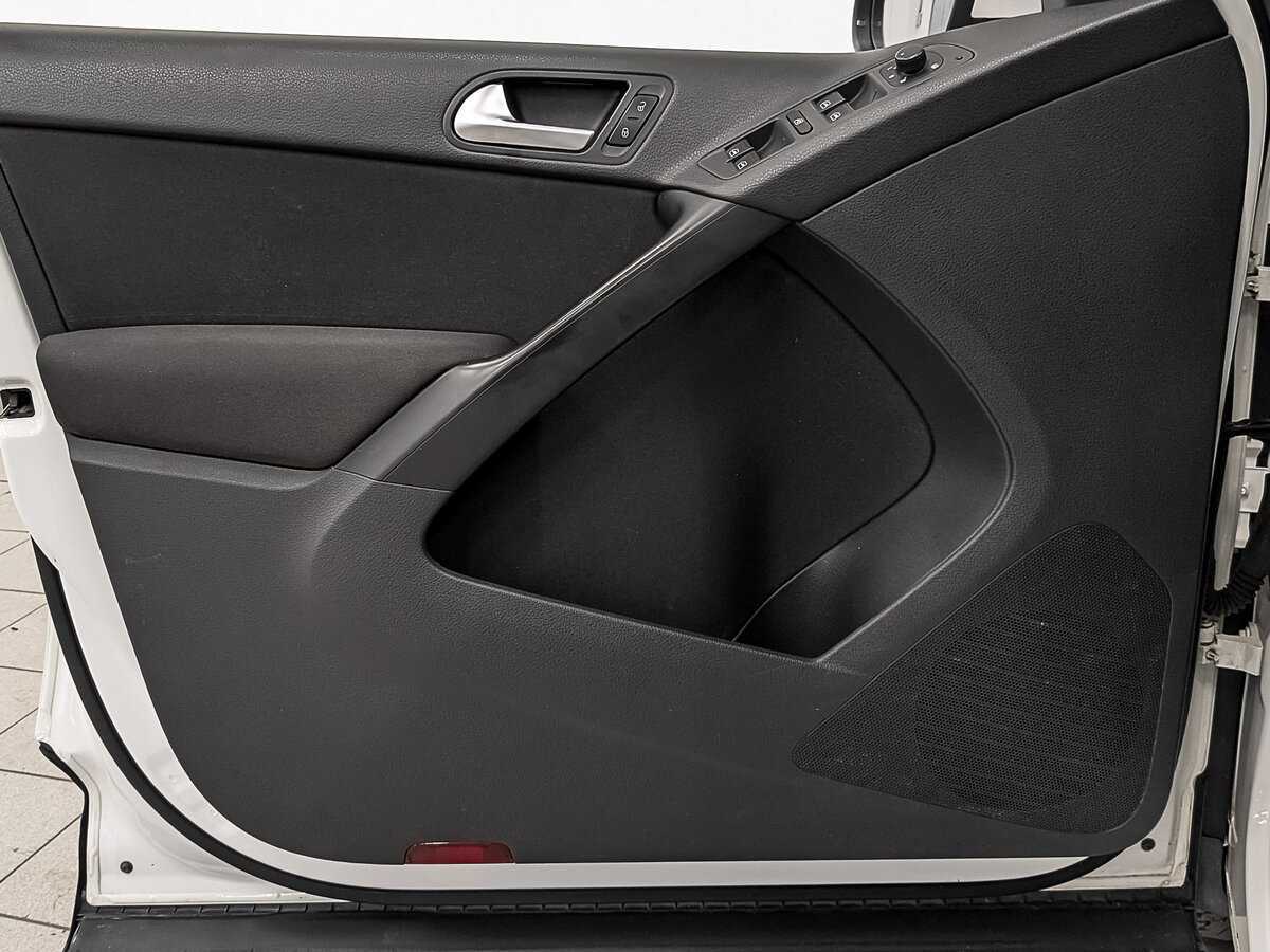 Volkswagen Tiguan с пробегом — 2013 год. Фото: #16