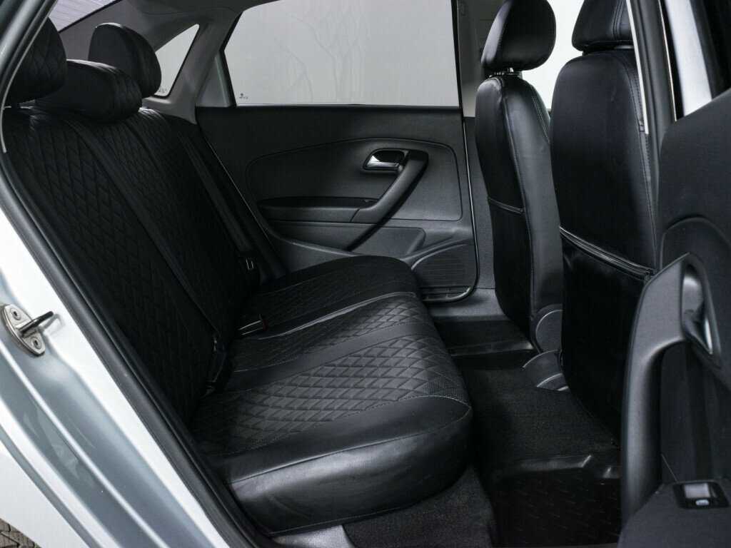 Volkswagen Polo с пробегом — 2016 год. Фото: #9