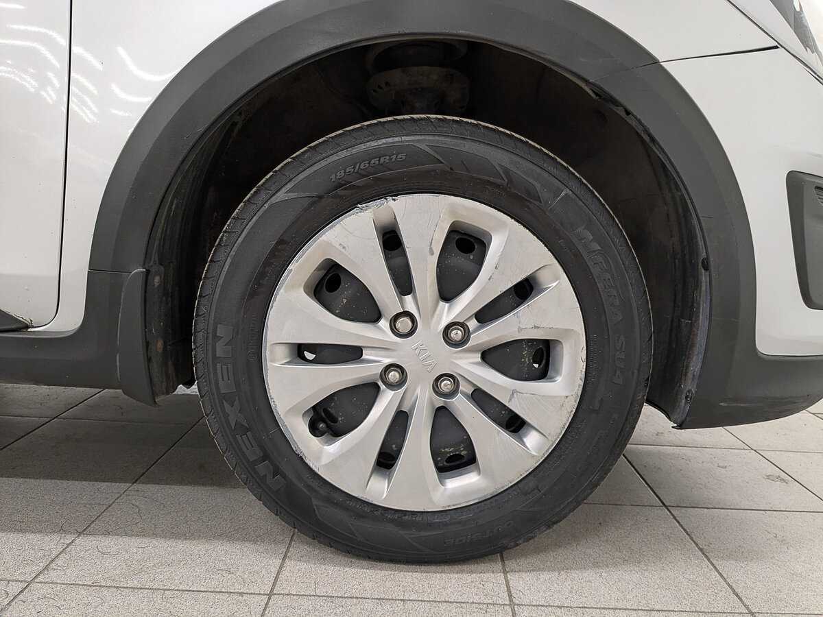 Kia Rio с пробегом — 2020 год. Фото: #10