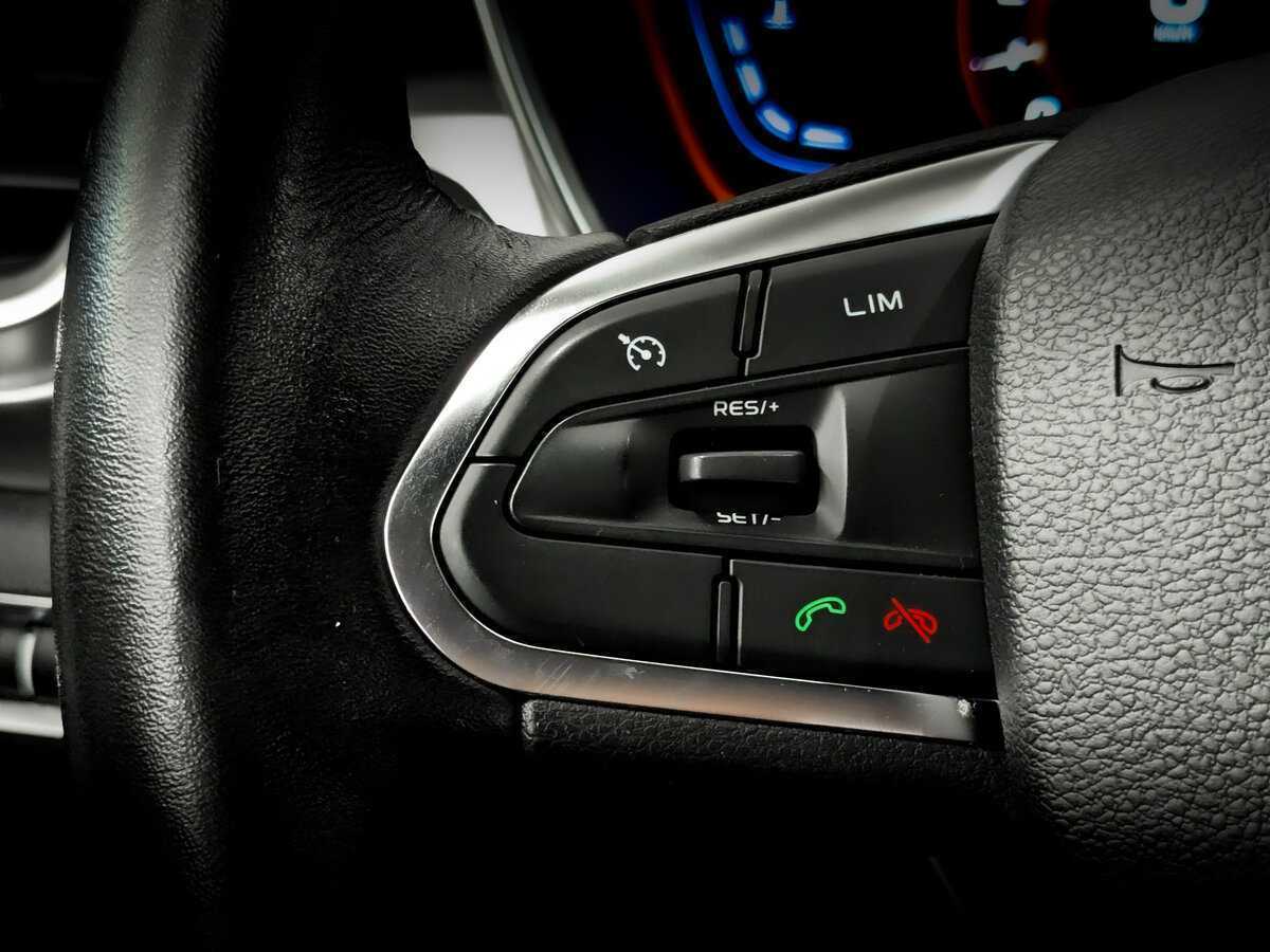 Geely Coolray с пробегом — 2020 год. Фото: #26