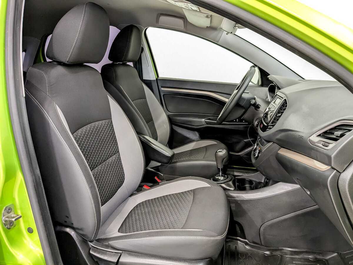 Lada (ВАЗ) Vesta с пробегом — 2016 год. Фото: #22