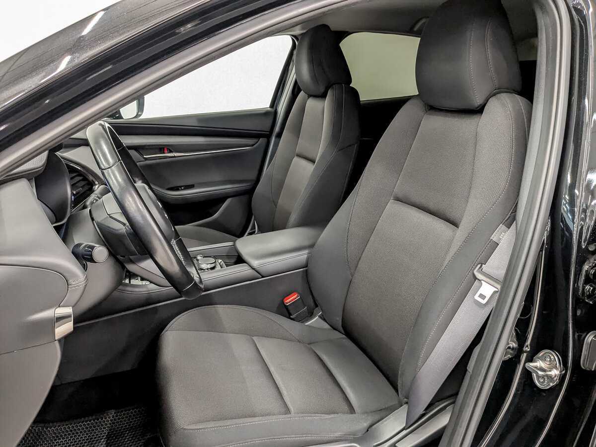 Mazda 3 с пробегом — 2019 год. Фото: #19