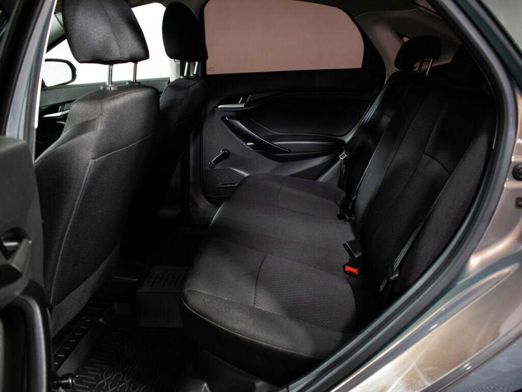 Lada (ВАЗ) Vesta с пробегом — 2021 год. Фото: #8