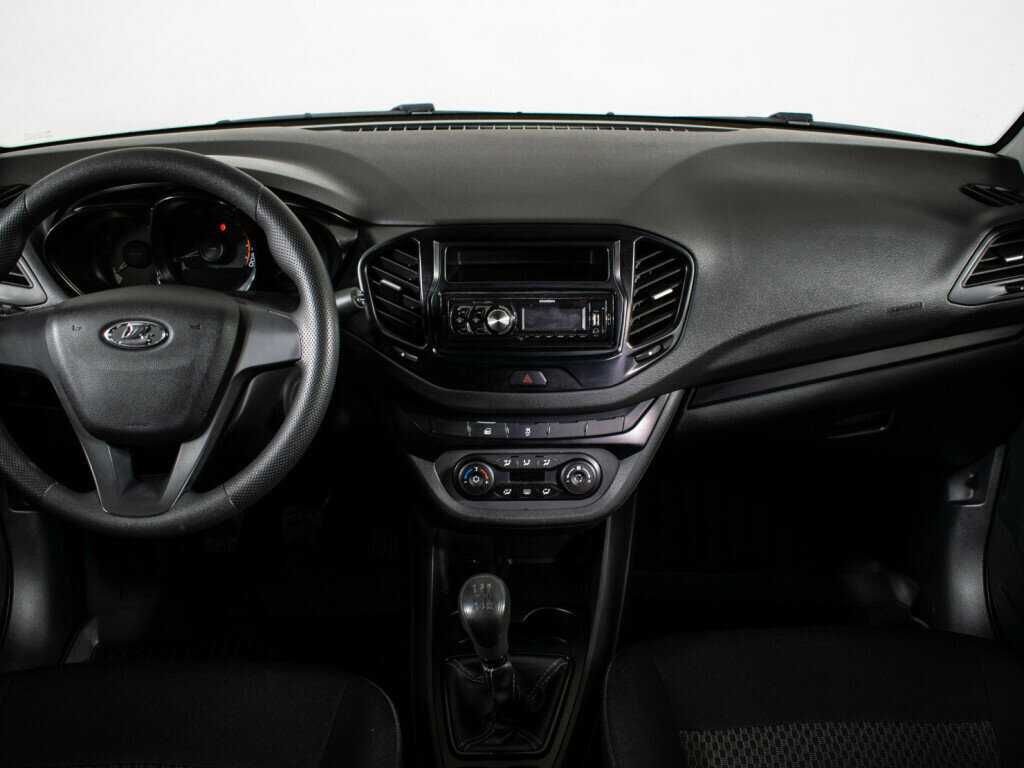 Lada (ВАЗ) Vesta с пробегом — 2021 год. Фото: #11