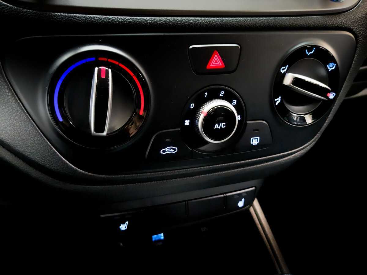 Hyundai Solaris с пробегом — 2021 год. Фото: #15