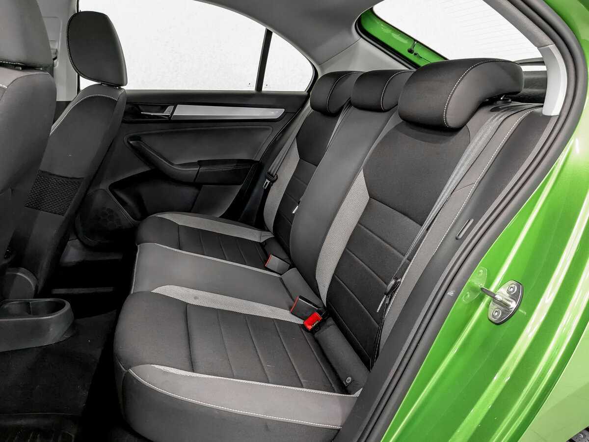 Skoda Rapid с пробегом — 2018 год. Фото: #11