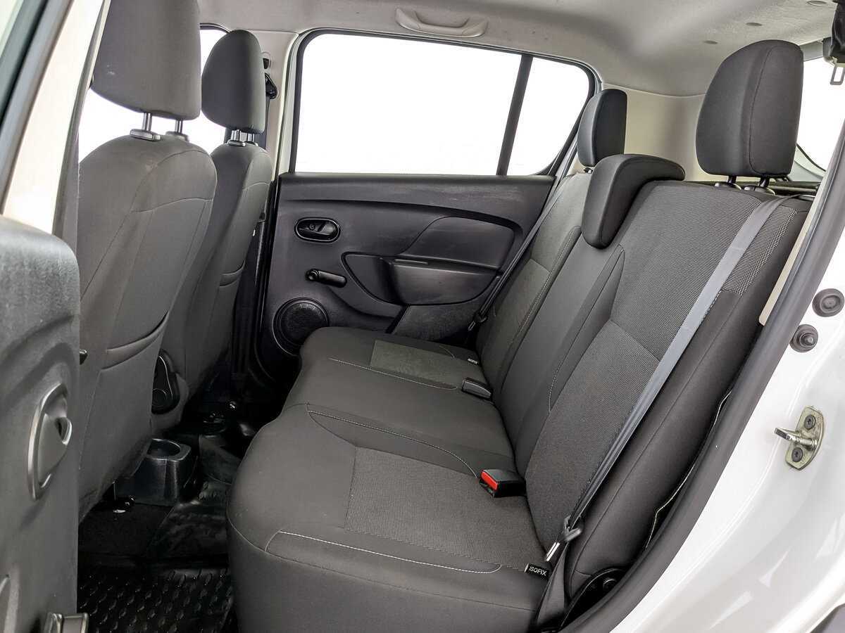 Renault Sandero с пробегом — 2019 год. Фото: #11