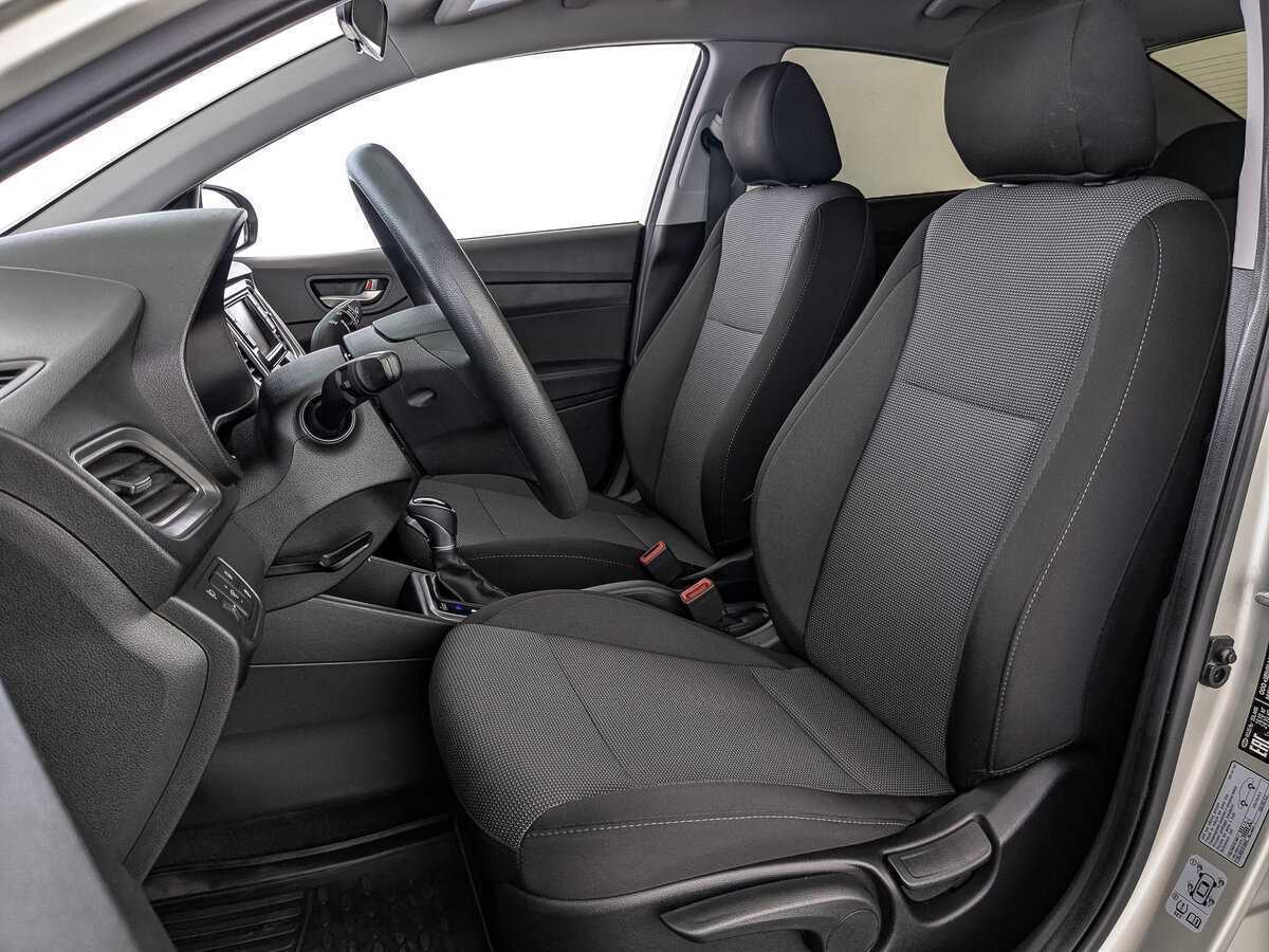 Hyundai Solaris с пробегом — 2019 год. Фото: #19