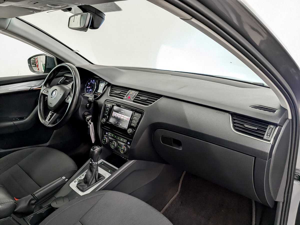 Skoda Octavia с пробегом — 2016 год. Фото: #10