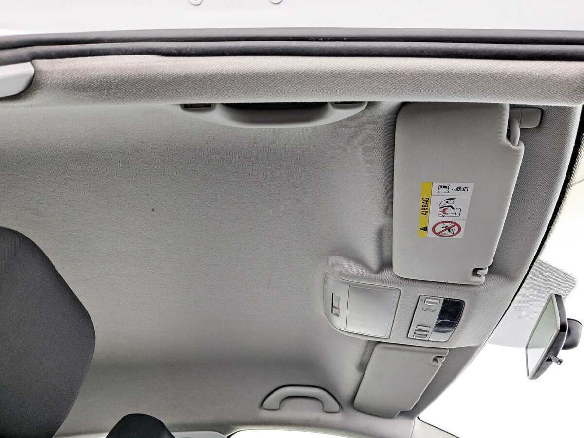 Skoda Rapid с пробегом — 2017 год. Фото: #21