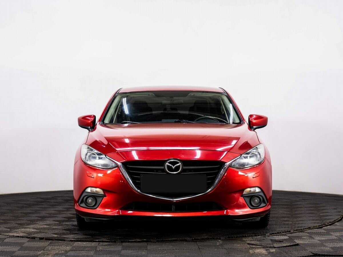 Mazda 3 с пробегом — 2014 год. Фото: #1