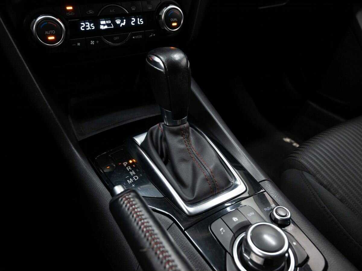 Mazda 3 с пробегом — 2014 год. Фото: #19