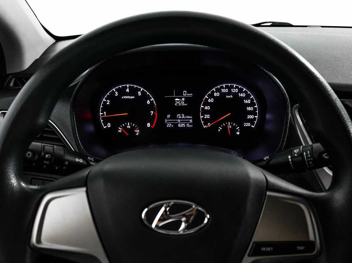 Hyundai Solaris с пробегом — 2018 год. Фото: #14