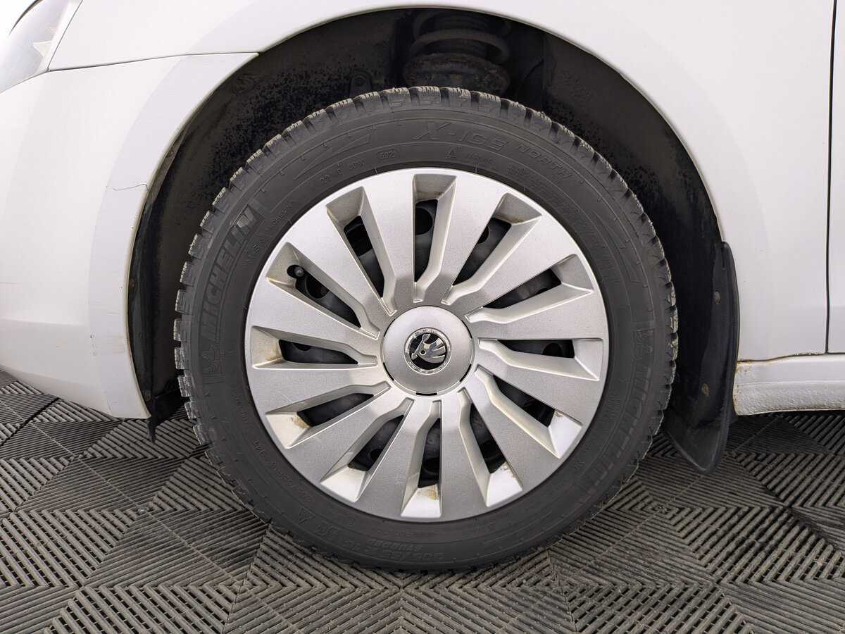 Skoda Octavia с пробегом — 2016 год. Фото: #11