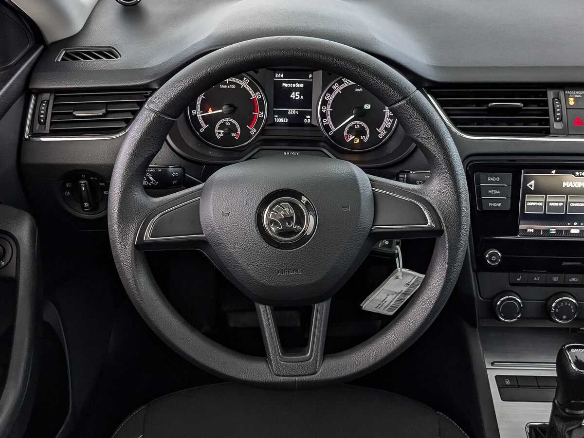 Skoda Octavia с пробегом — 2019 год. Фото: #21
