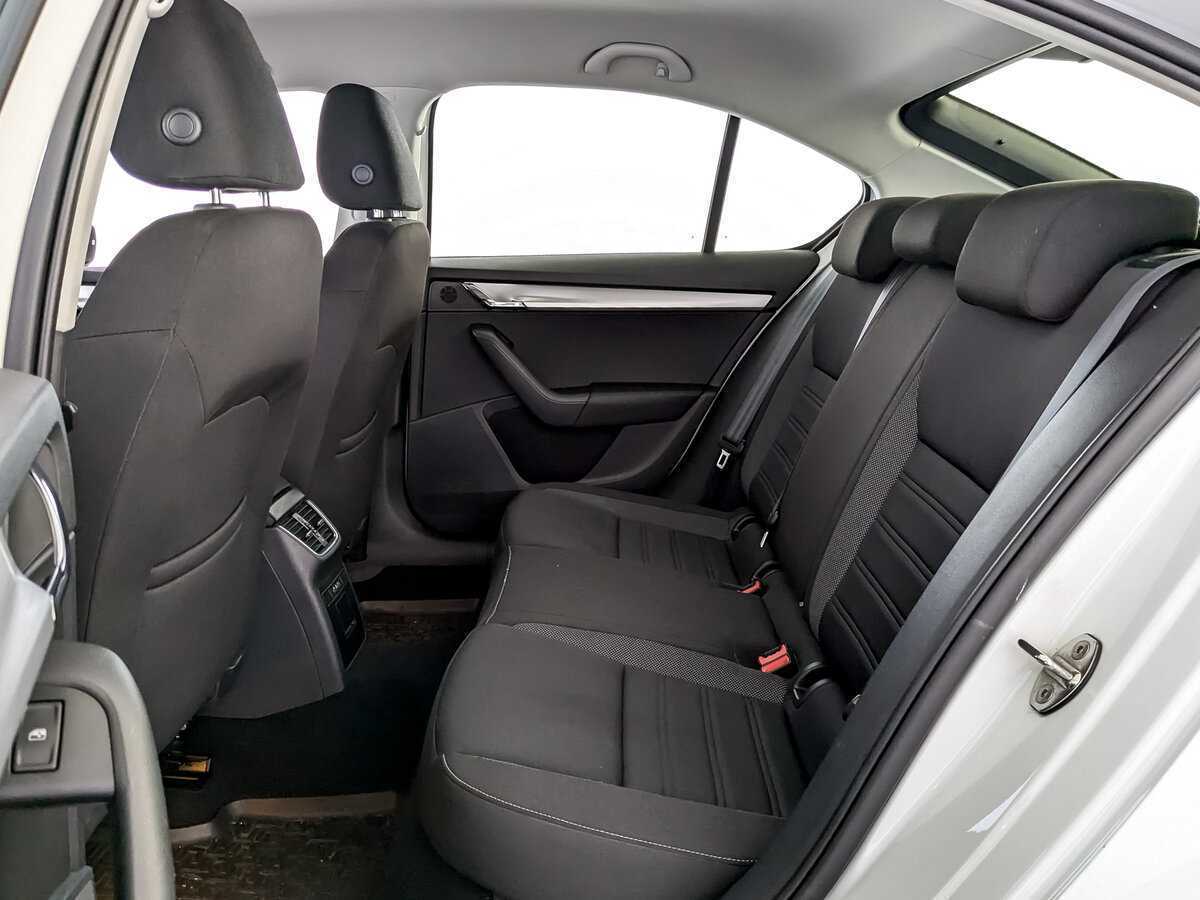 Skoda Octavia с пробегом — 2019 год. Фото: #10