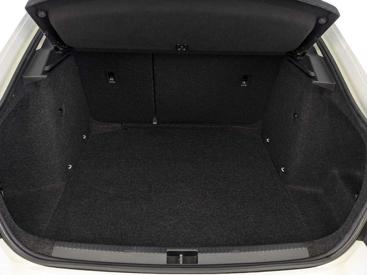 Skoda Octavia с пробегом — 2019 год. Фото: #9