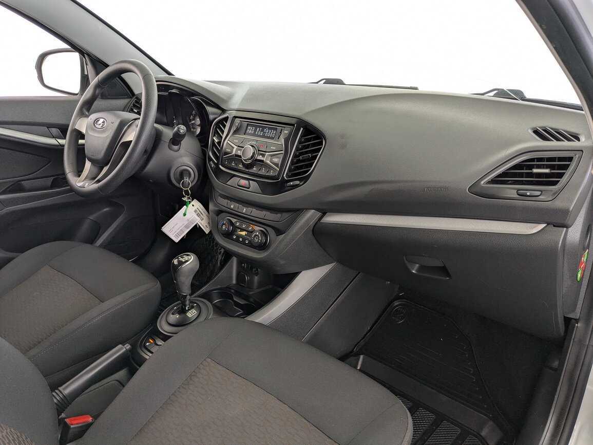 Lada (ВАЗ) Vesta с пробегом — 2016 год. Фото: #18