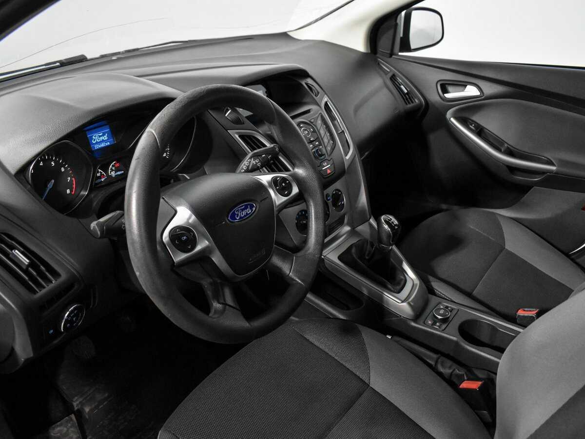 Ford Focus с пробегом — 2015 год. Фото: #8