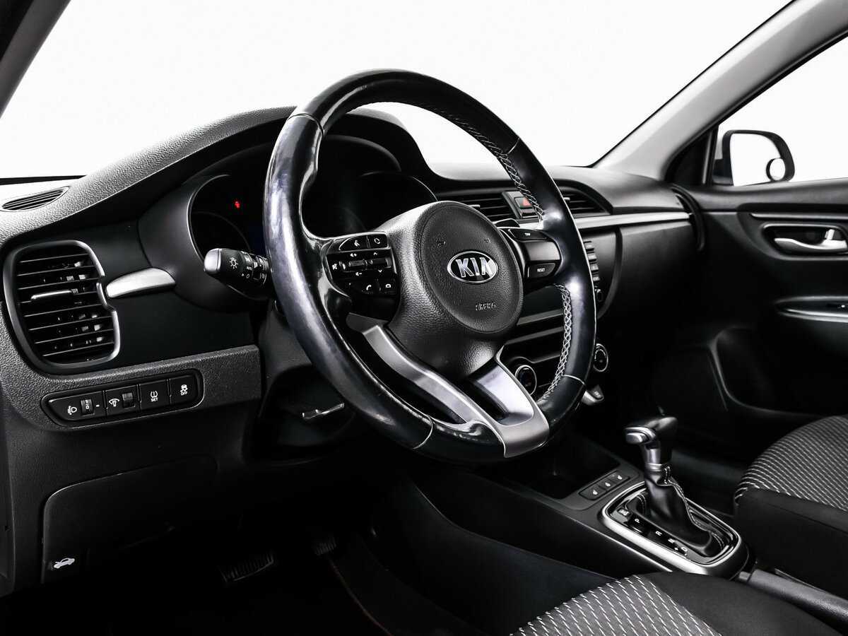 Kia Rio с пробегом — 2018 год. Фото: #11