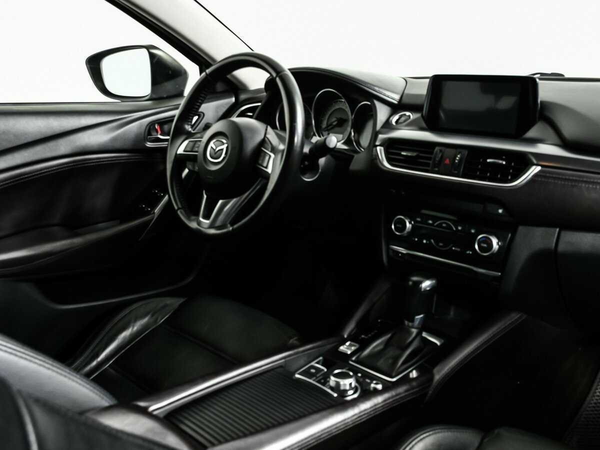 Mazda 6 с пробегом — 2015 год. Фото: #8